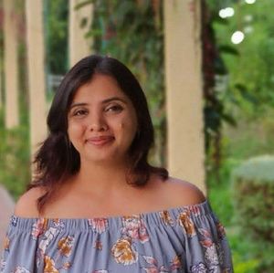 Meet your Posher, Devangi